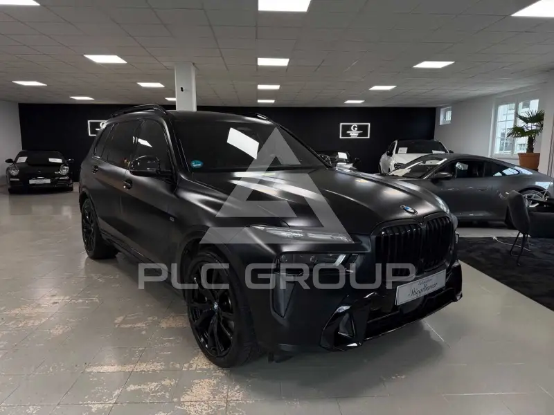 2023 BMW X7