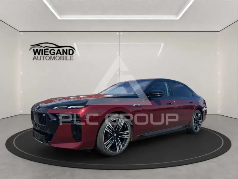 2024 BMW M7