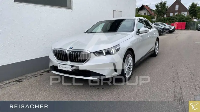 2024 BMW 520