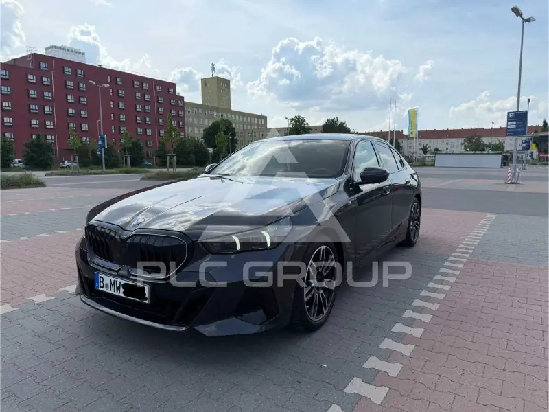 2024 BMW 520