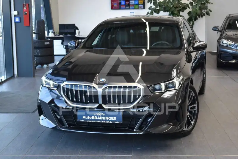 2024 BMW 520
