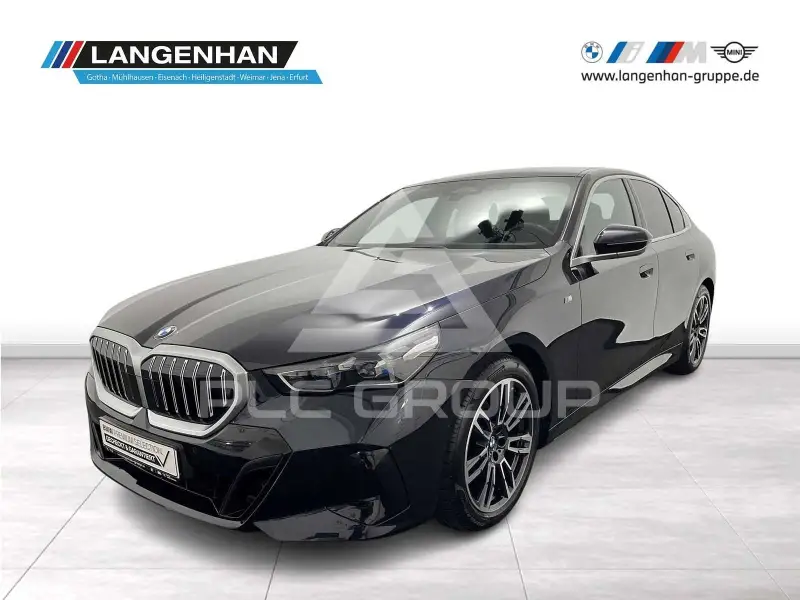 2024 BMW 520