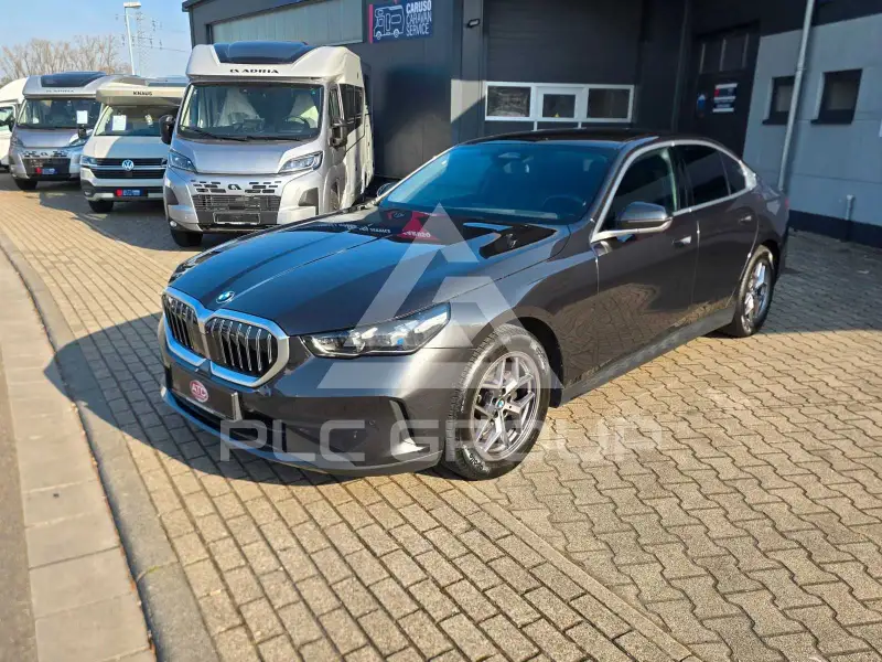 2024 BMW 520