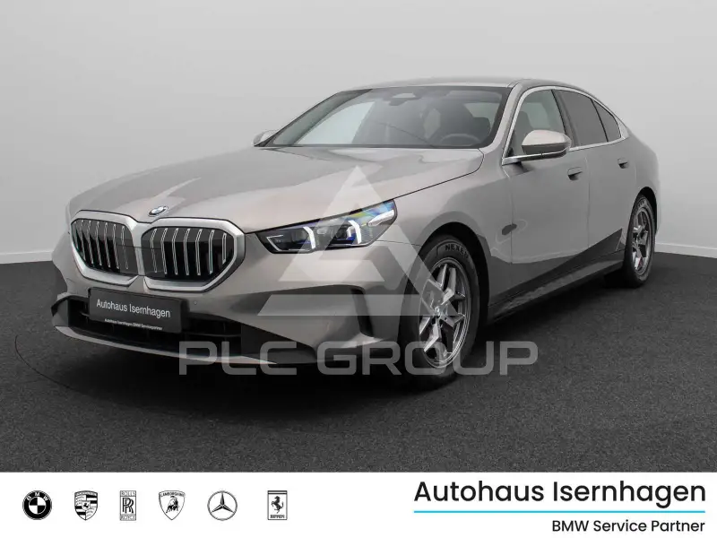 2024 BMW 520