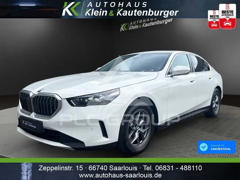 2024 BMW 520