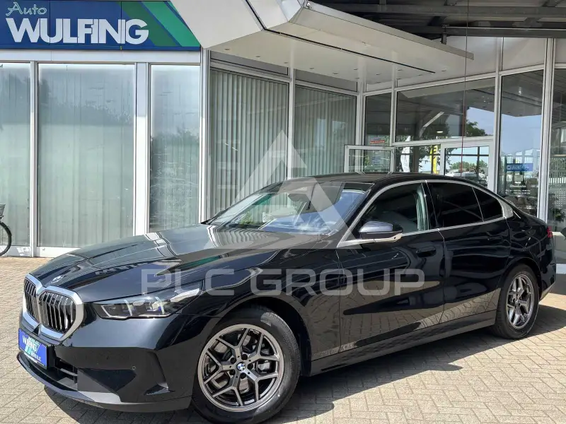 2024 BMW 520