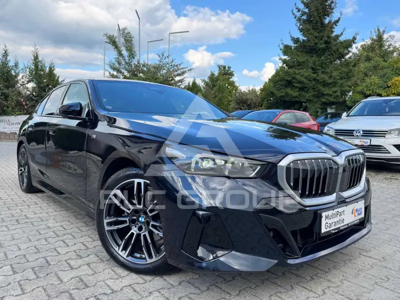 2024 BMW 520