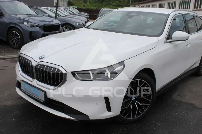 2024 BMW 520