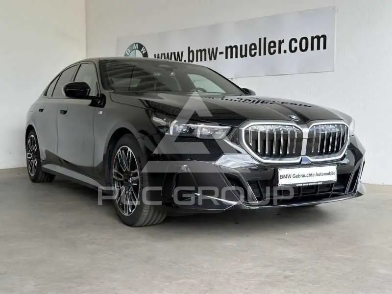 2024 BMW 520