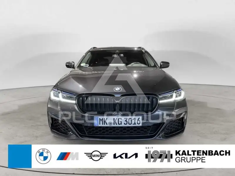 2024 BMW 520