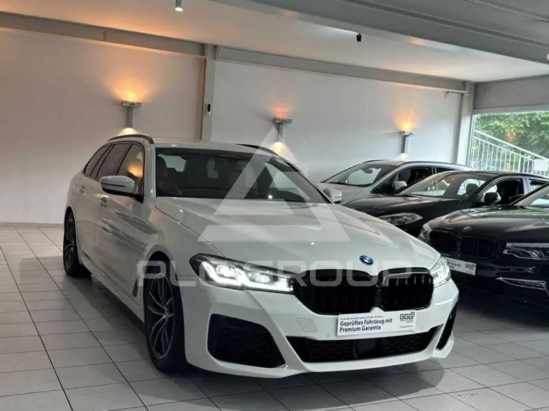 2024 BMW 520