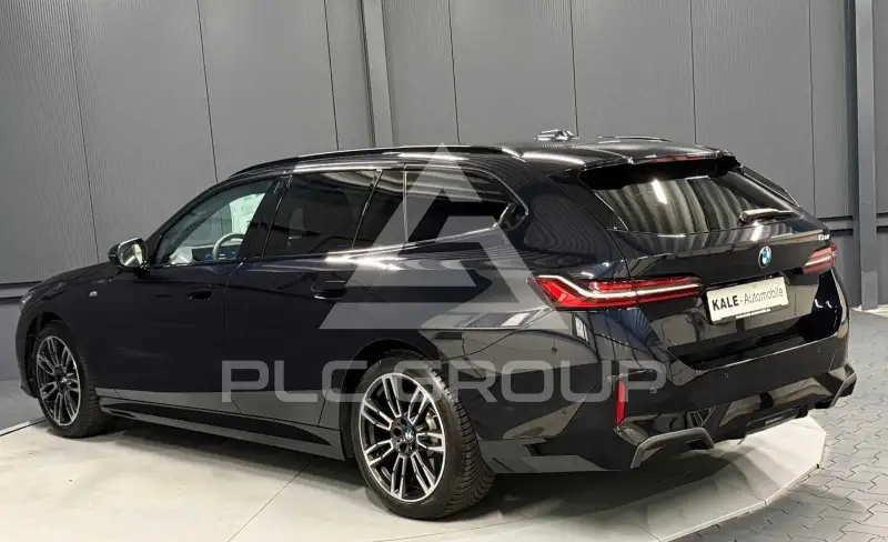 2024 BMW 520