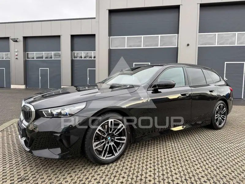 2024 BMW 520
