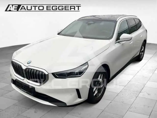 2024 BMW 520