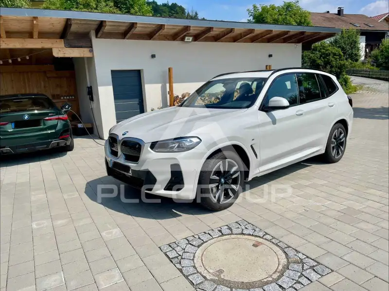 2024 BMW iX