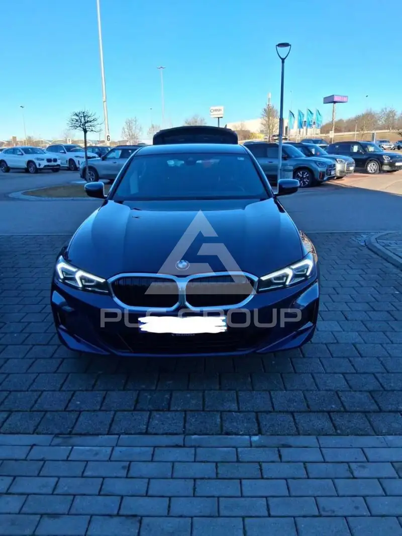 2024 BMW 318