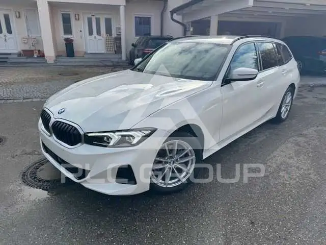 2024 BMW 318