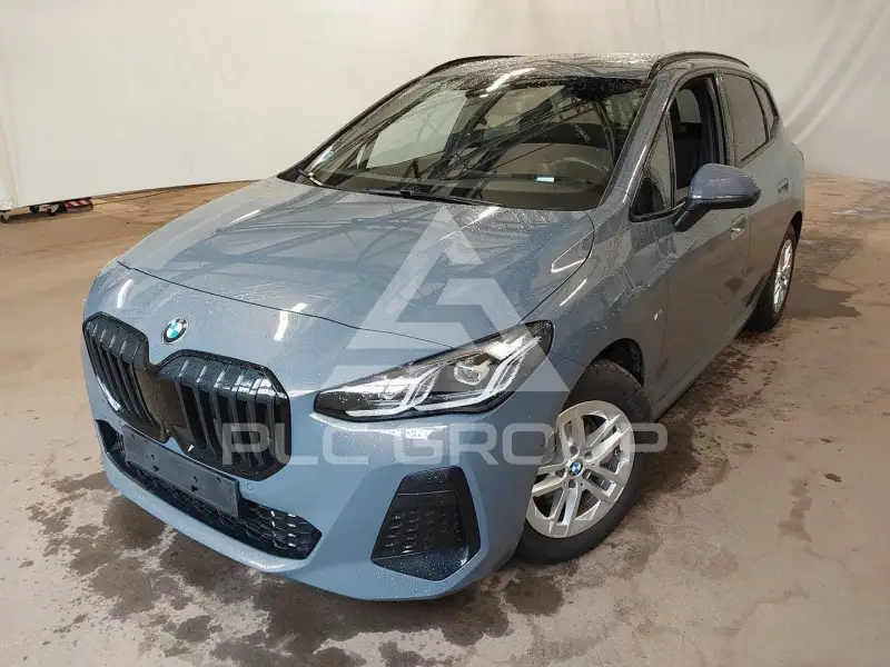 2024 BMW 220