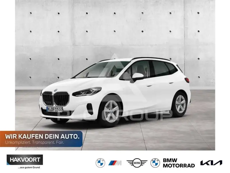 2024 BMW 220