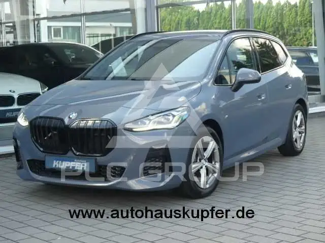 2024 BMW 220