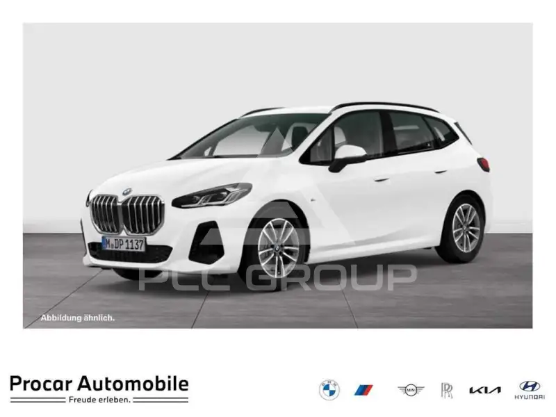 2024 BMW 220