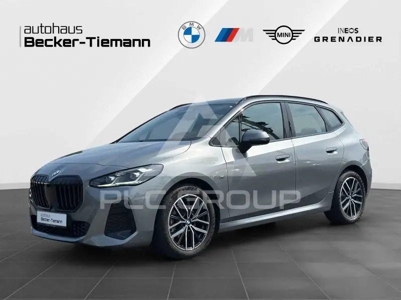 2024 BMW 220