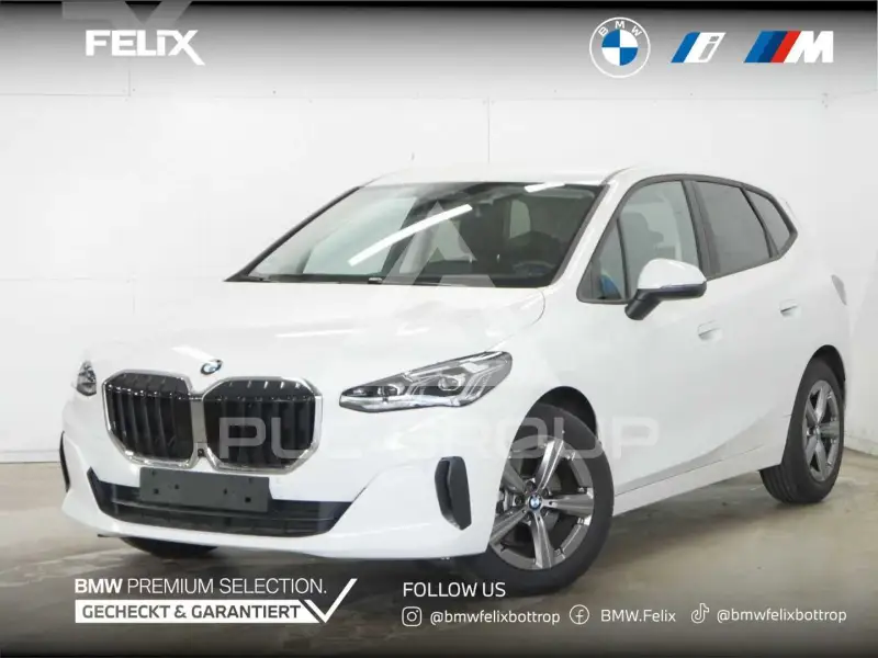 2024 BMW 218