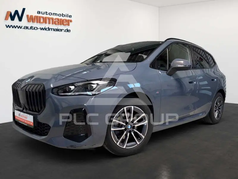 2024 BMW 218