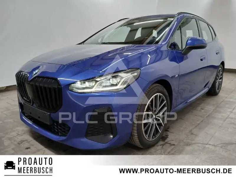 2024 BMW 218