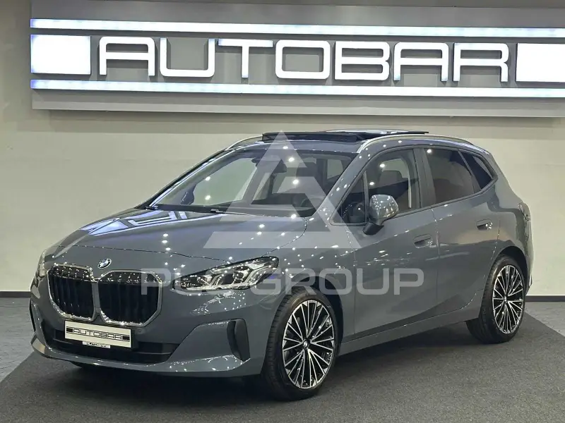2024 BMW 218