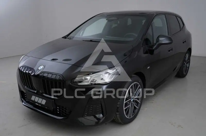 2024 BMW 218