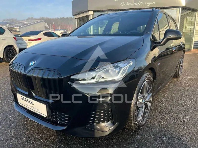2024 BMW 218
