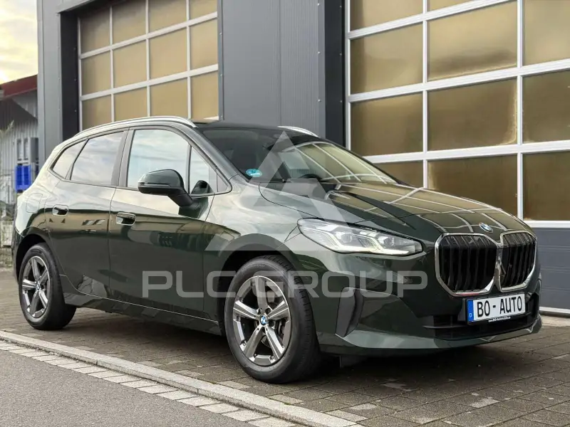 2024 BMW 218