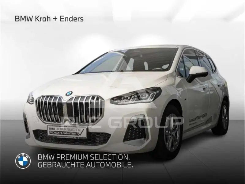 2024 BMW 218