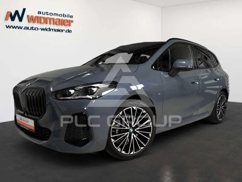 2024 BMW 218