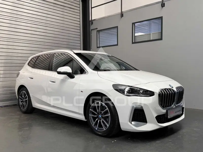 2024 BMW 218