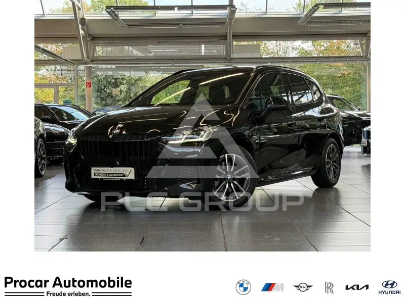 2024 BMW 218