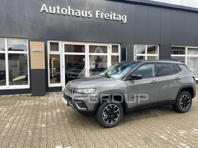 2024 Jeep COMPASS