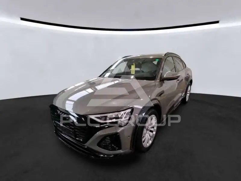 2024 Audi SQ8