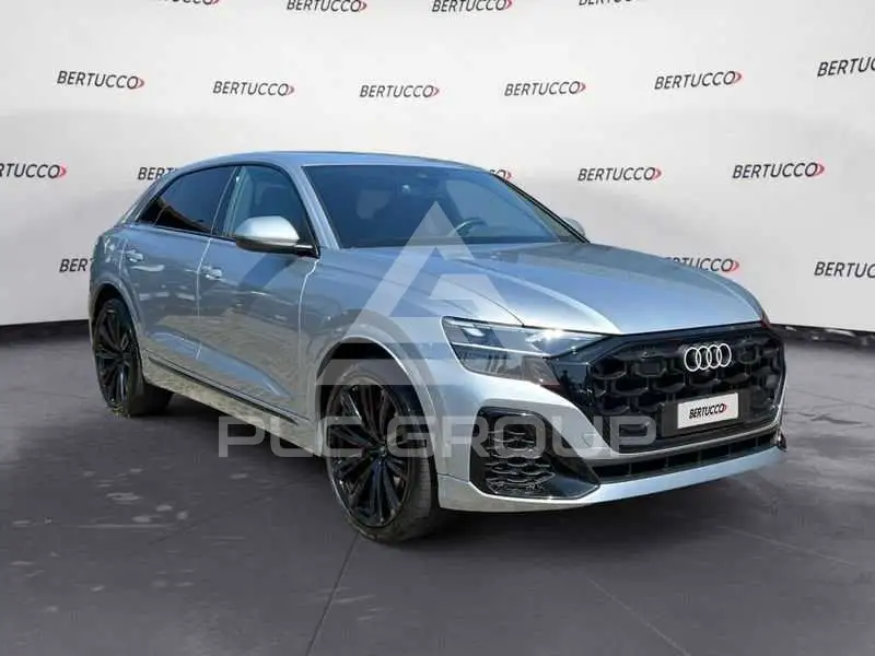 2024 Audi Q8