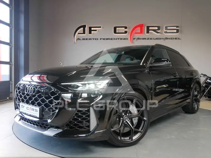 2024 Audi RSQ8
