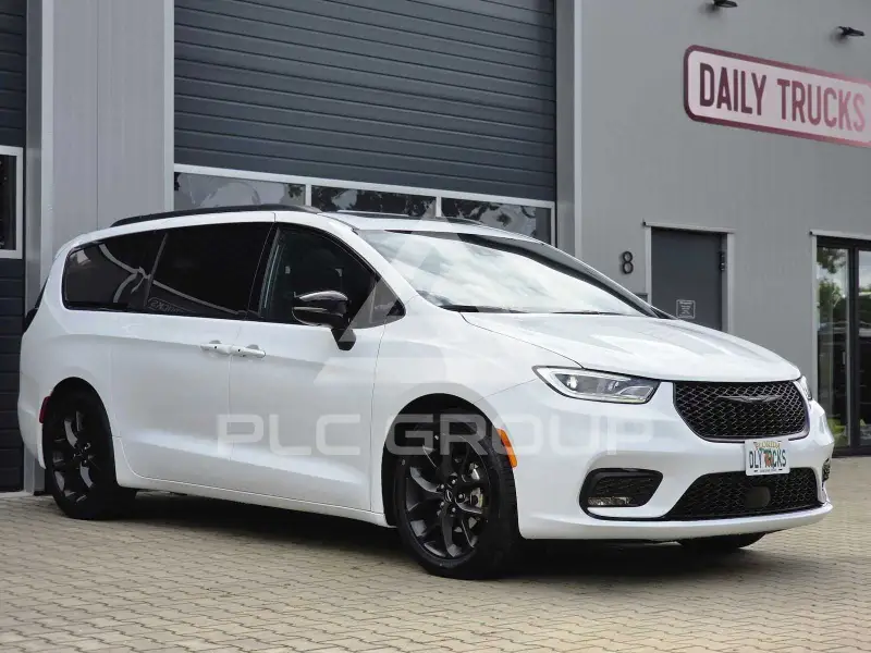 2024 Chrysler PACIFICA