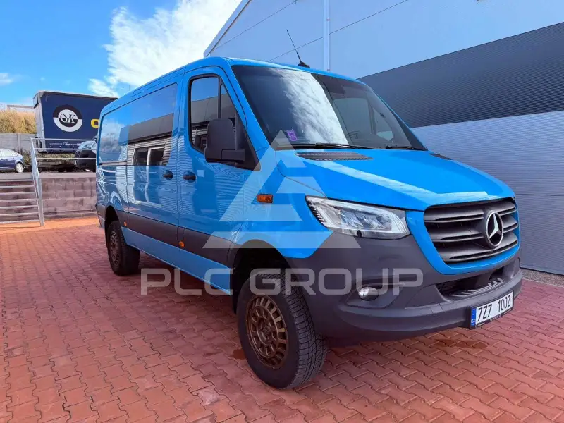 2024 Mercedes Benz Sprinter