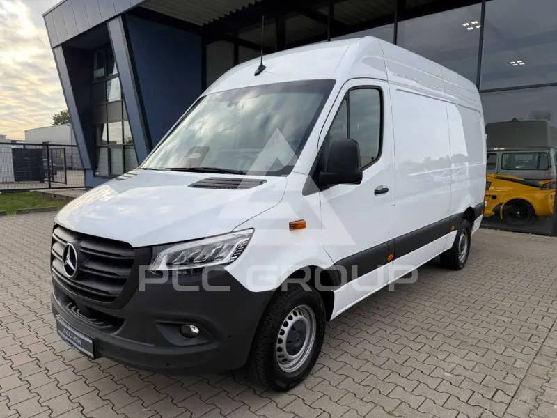2024 Mercedes Benz Sprinter