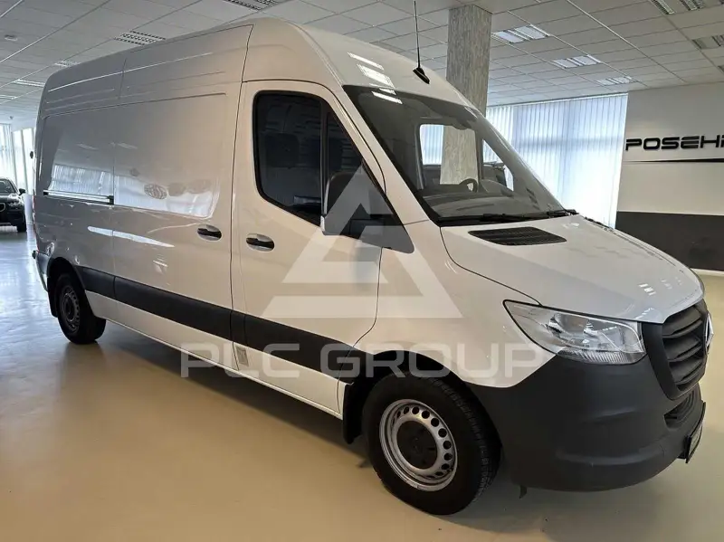 2024 Mercedes Benz Sprinter