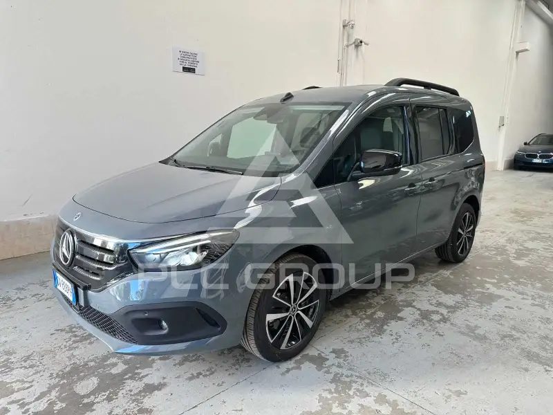 2024 Mercedes Benz EQT