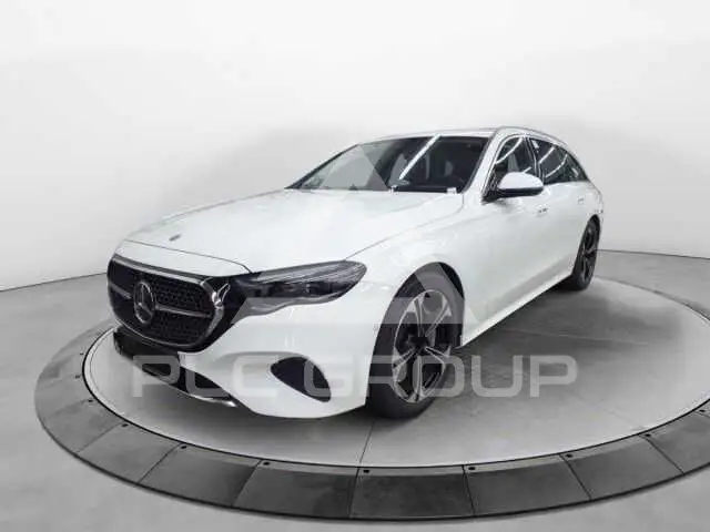 2024 Mercedes Benz E 300