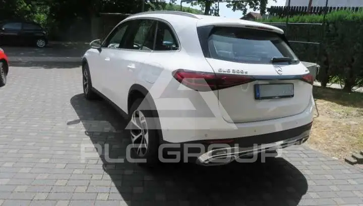 2024 Mercedes Benz GLC 300