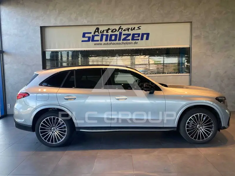 2024 Mercedes Benz GLC 300