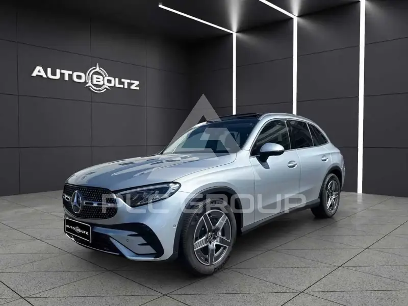 2024 Mercedes Benz GLC 200